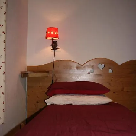 Hotel Chalet Les Pistes *